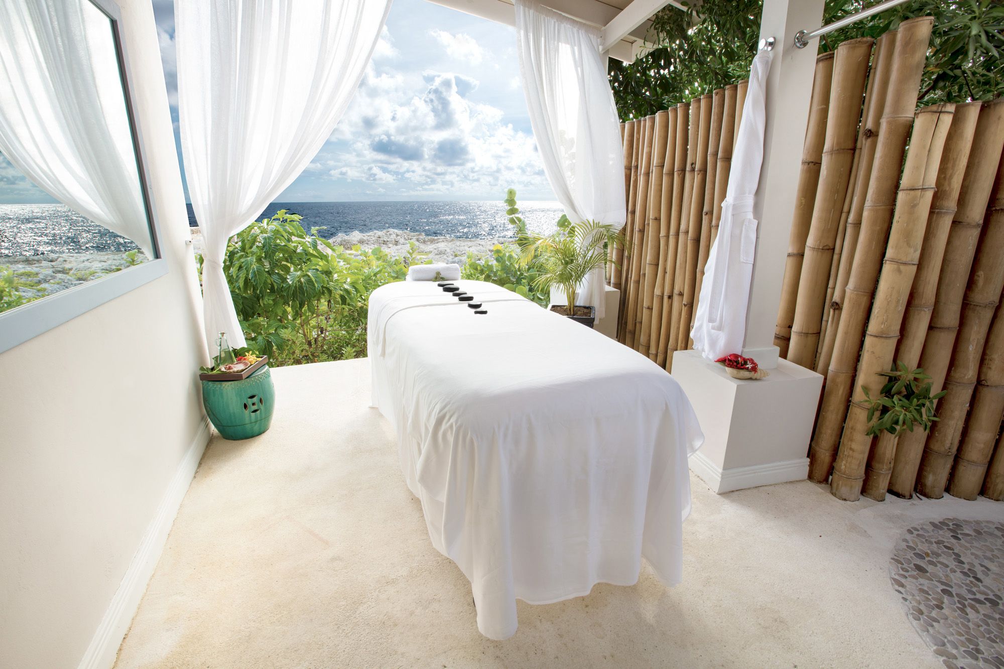 The Cliff Hotel Jamaica